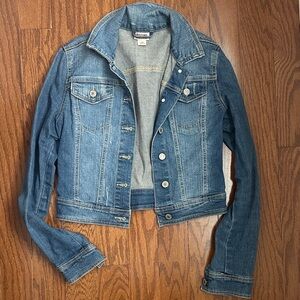 Women's Cropped Jean Jacket